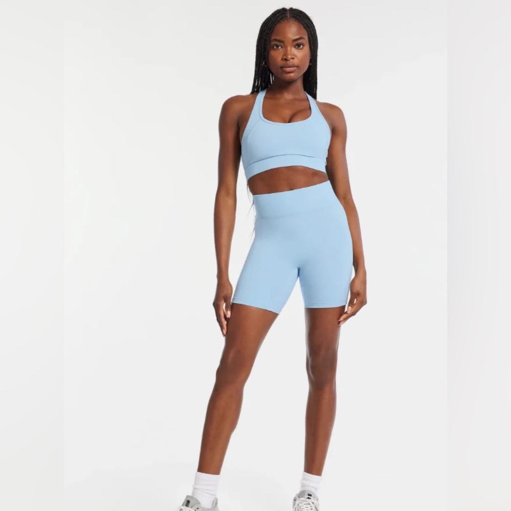 NWT Bandier Center Stage 6in Biker Short - Chambray Blue